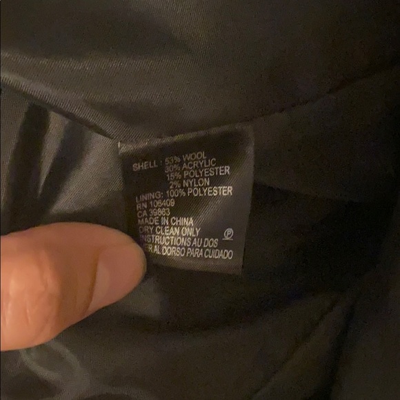 Tahari women’s blazer with matching skit set - Picture 2 of 3